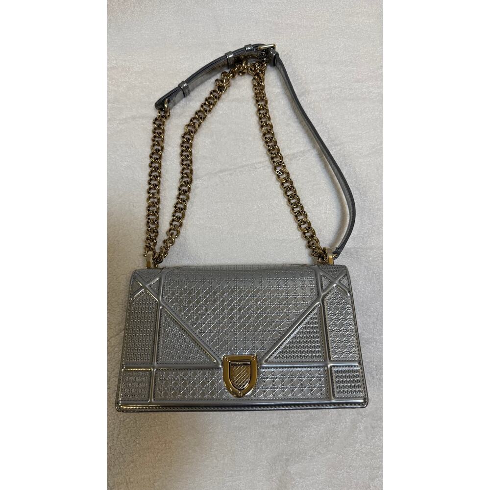 Dior Diorama Flap Bag Cannage Embossed Medium shoulder bag - Picture 3 of 14